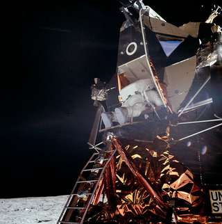 Illustration for article titled One Giant Leap For Mankind: Apollo 11 Moon Landing